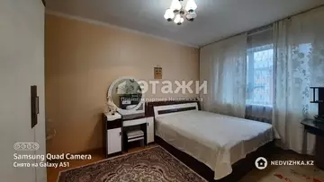 2-комнатная квартира, этаж 4 из 5, 70 м²