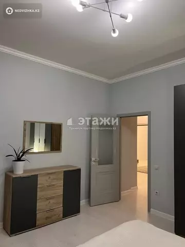 3-комнатная квартира, этаж 3 из 10, 80 м²
