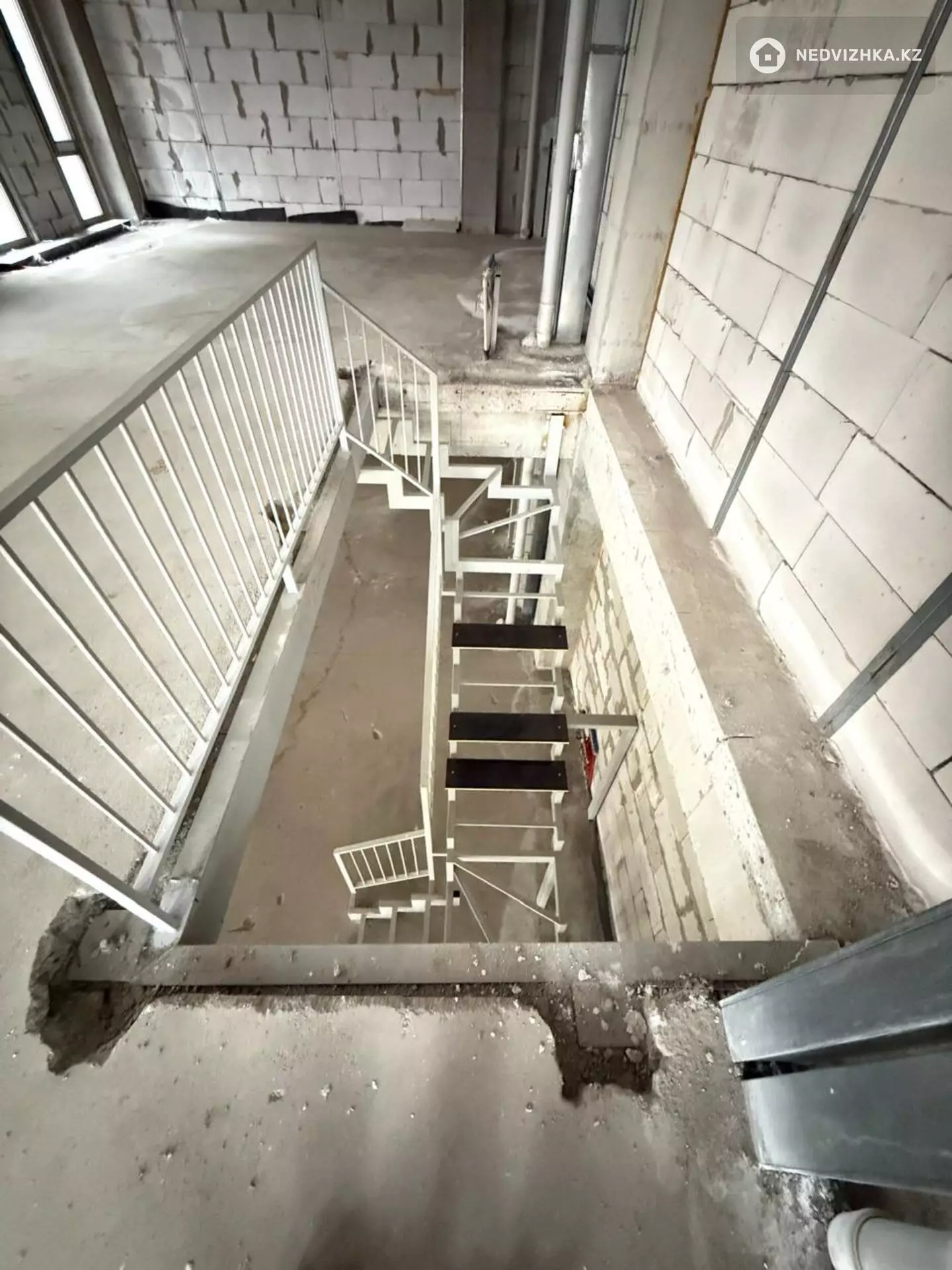 190 м², 6-комнатная квартира, этаж 1 из 4, 190 м², изображение - 1