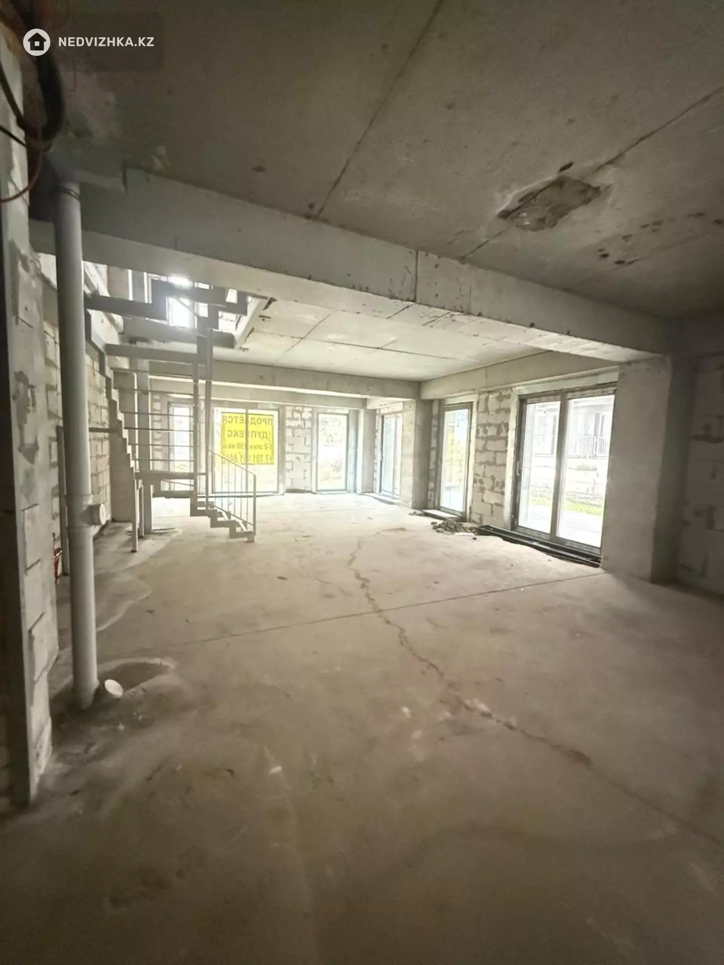 190 м², 6-комнатная квартира, этаж 1 из 4, 190 м², изображение - 2