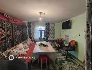 5-комнатная квартира, этаж 1 из 1, 90 м²