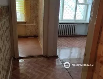 2-комнатная квартира, этаж 1 из 2, 44 м²