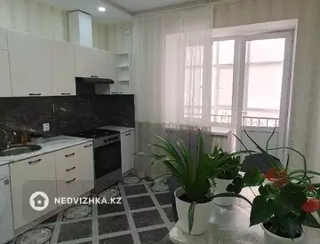 1-комнатная квартира, этаж 8 из 9, 43 м²