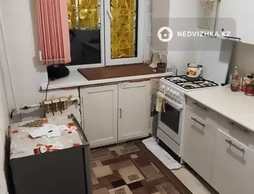 1-комнатная квартира, этаж 4 из 5, 22 м², по часам