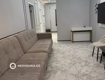 2-комнатная квартира, этаж 3 из 5, 58 м²