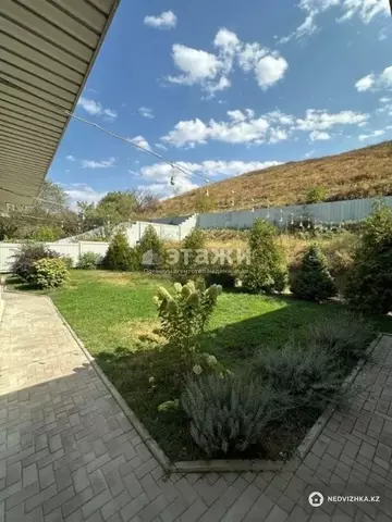 5-комнатный дом, 8.3 соток, 130 м²