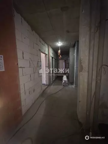 3-комнатная квартира, этаж 19 из 27, 76 м²