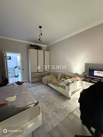 4-комнатная квартира, этаж 6 из 9, 112 м²