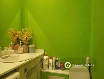 4-комнатная квартира, этаж 1 из 5, 99 м²
