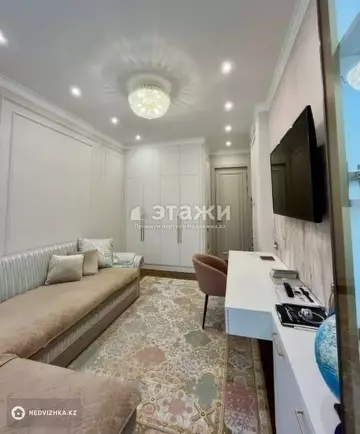 3-комнатная квартира, этаж 10 из 21, 102 м²