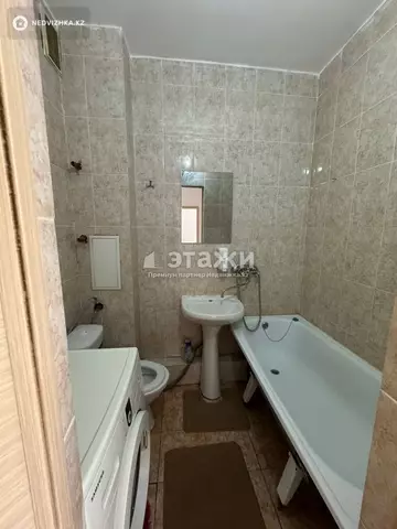 2-комнатная квартира, этаж 4 из 5, 52 м²
