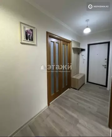 3-комнатная квартира, этаж 3 из 5, 64 м²