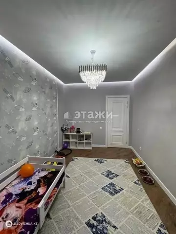 4-комнатная квартира, этаж 16 из 17, 105 м²