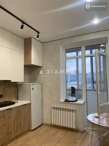 1-комнатная квартира, этаж 3 из 9, 38 м²