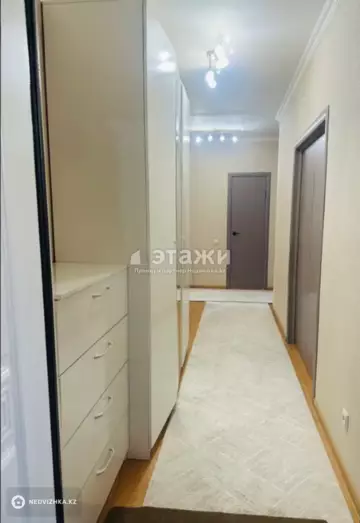 2-комнатная квартира, этаж 1 из 9, 62 м²
