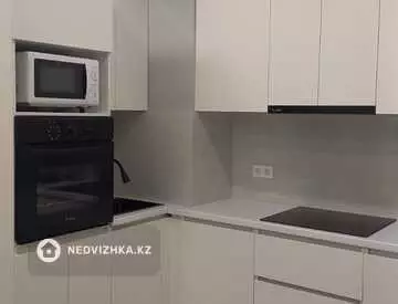 1-комнатная квартира, этаж 6 из 12, 38 м², на длительный срок