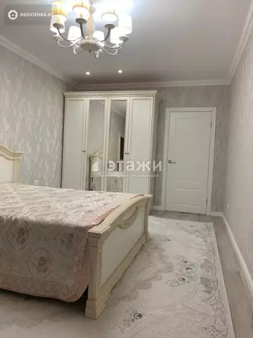 3-комнатная квартира, этаж 10 из 10, 102 м²