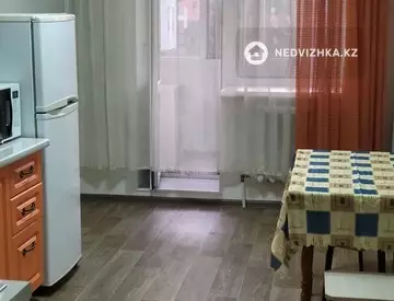 1-комнатная квартира, этаж 3 из 9, 45 м², на длительный срок