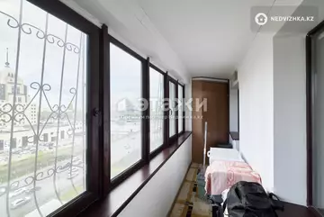 4-комнатная квартира, этаж 9 из 12, 127 м²