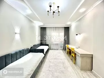 3-комнатная квартира, этаж 6 из 12, 112 м²