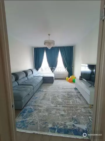 3-комнатная квартира, этаж 15 из 20, 94 м²