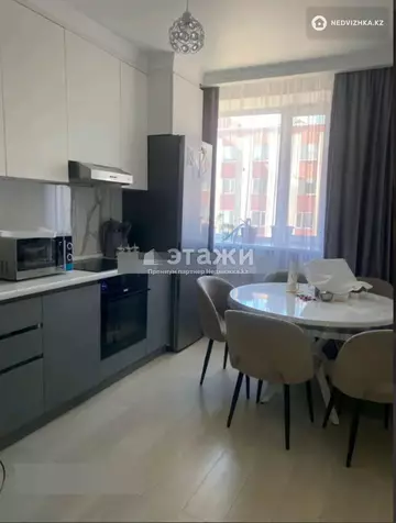 1-комнатная квартира, этаж 7 из 9, 40 м²