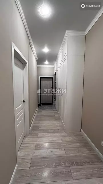 3-комнатная квартира, этаж 2 из 10, 100 м²