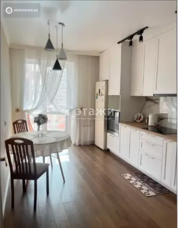 2-комнатная квартира, этаж 11 из 12, 61 м²
