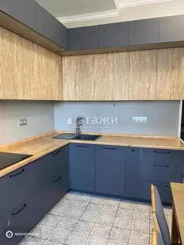 4-комнатная квартира, этаж 6 из 9, 94 м²