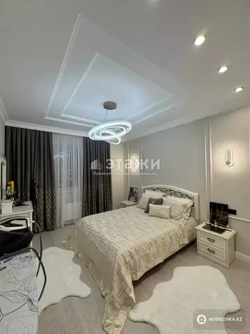 2-комнатная квартира, этаж 7 из 14, 55 м²
