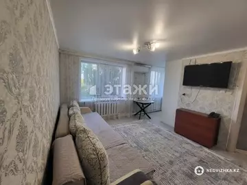 2-комнатная квартира, этаж 3 из 4, 33 м²
