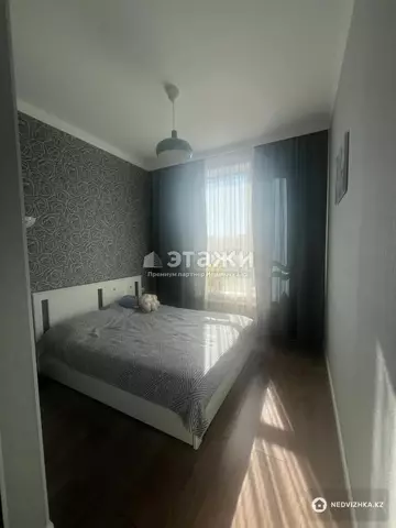 3-комнатная квартира, этаж 10 из 10, 64 м²