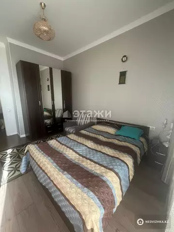 3-комнатная квартира, этаж 10 из 10, 64 м²