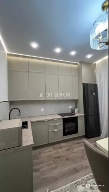 2-комнатная квартира, этаж 3 из 6, 69 м²