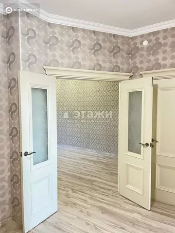 2-комнатная квартира, этаж 7 из 14, 72 м²