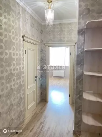 2-комнатная квартира, этаж 7 из 14, 72 м²