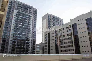 2-комнатная квартира, этаж 10 из 14, 57 м²