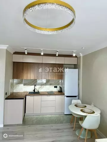 2-комнатная квартира, этаж 12 из 16, 45 м²