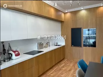 3-комнатная квартира, этаж 9 из 16, 107 м²