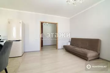 3-комнатная квартира, этаж 8 из 9, 74 м²