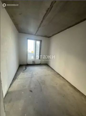 1-комнатная квартира, этаж 7 из 12, 38 м²