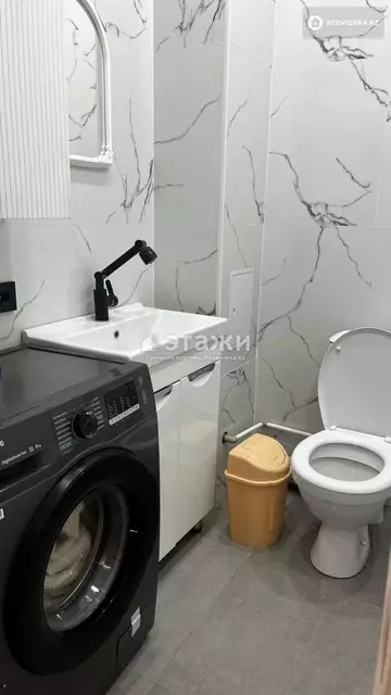 1-комнатная квартира, этаж 9 из 9, 38 м²