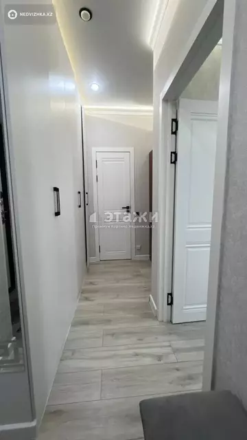 1-комнатная квартира, этаж 9 из 9, 38 м²