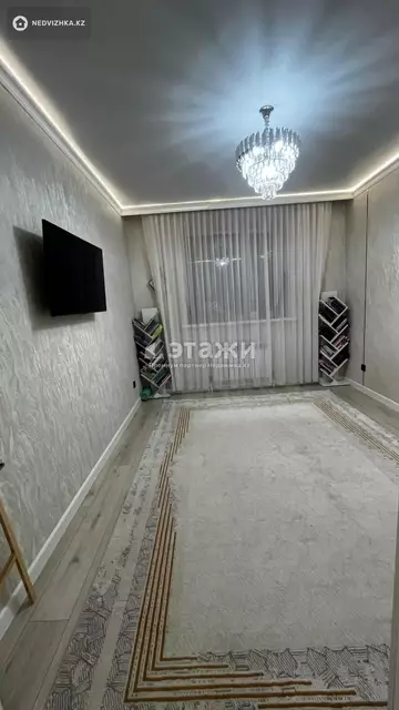 1-комнатная квартира, этаж 9 из 9, 38 м²