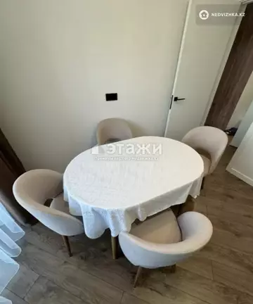 2-комнатная квартира, этаж 9 из 9, 40 м²