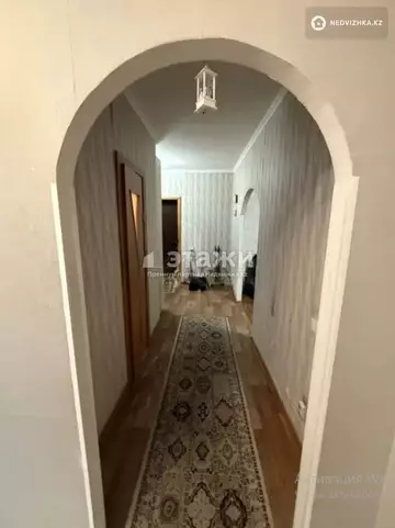 1-комнатная квартира, этаж 4 из 9, 42 м²