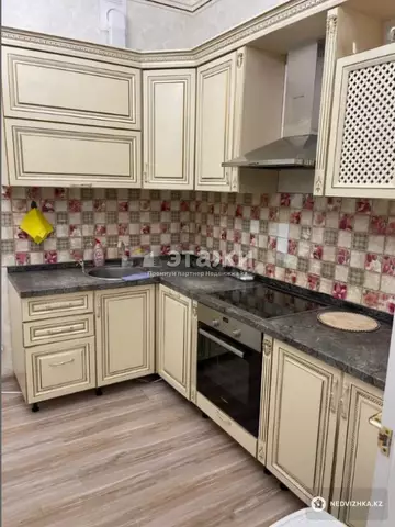 3-комнатная квартира, этаж 5 из 9, 60 м²