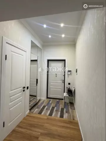 3-комнатная квартира, этаж 8 из 8, 88 м²