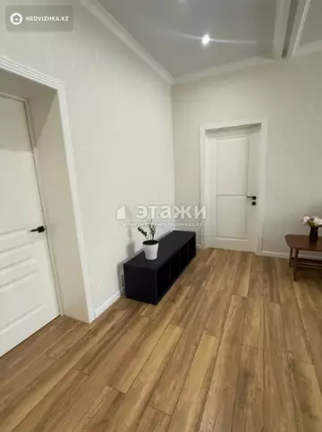 3-комнатная квартира, этаж 8 из 8, 88 м²