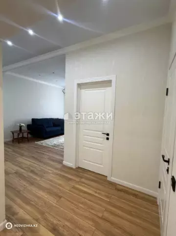 3-комнатная квартира, этаж 8 из 8, 88 м²